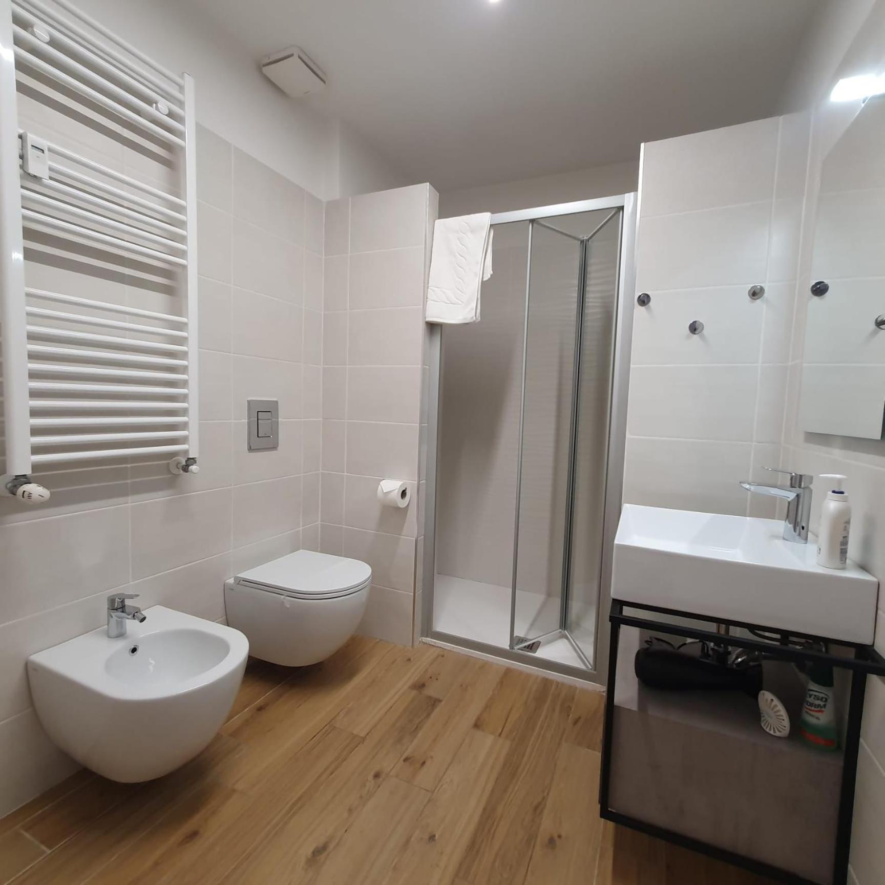 דירות מילאנו Bnbutler - Grasselli, 8 - Comfy And Newly Renovated מראה חיצוני תמונה